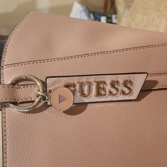 GUESS Naya rosewood pink purse - Picture 3 of 12